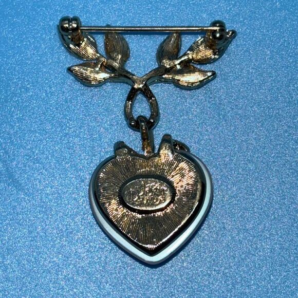 Joan Rivers Faux Pearl Puffy Heart Dangle gold pin brooch - Picture 6 of 8